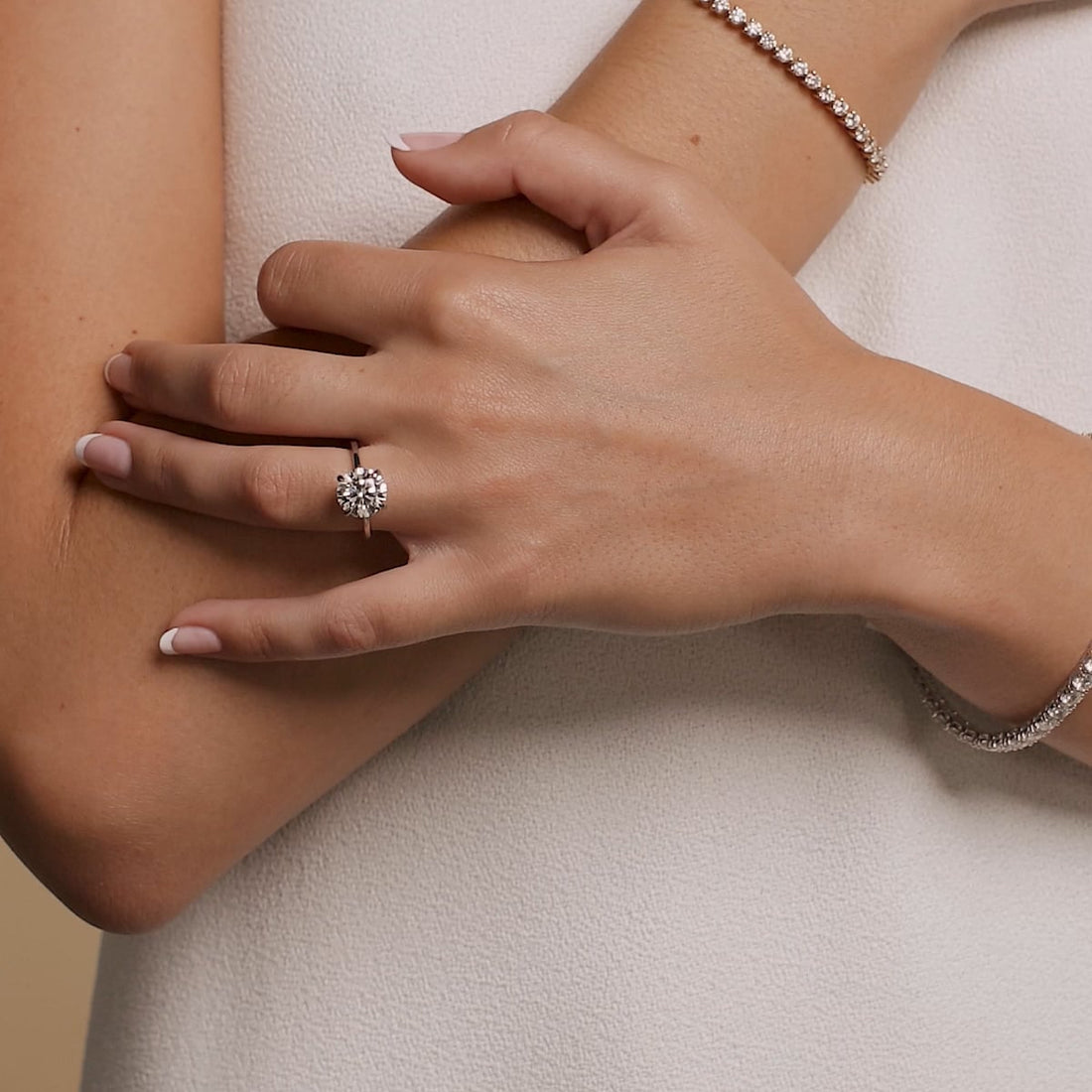 Classic Solitaire Engagement Ring in White Gold with Round Brilliant Center Stone