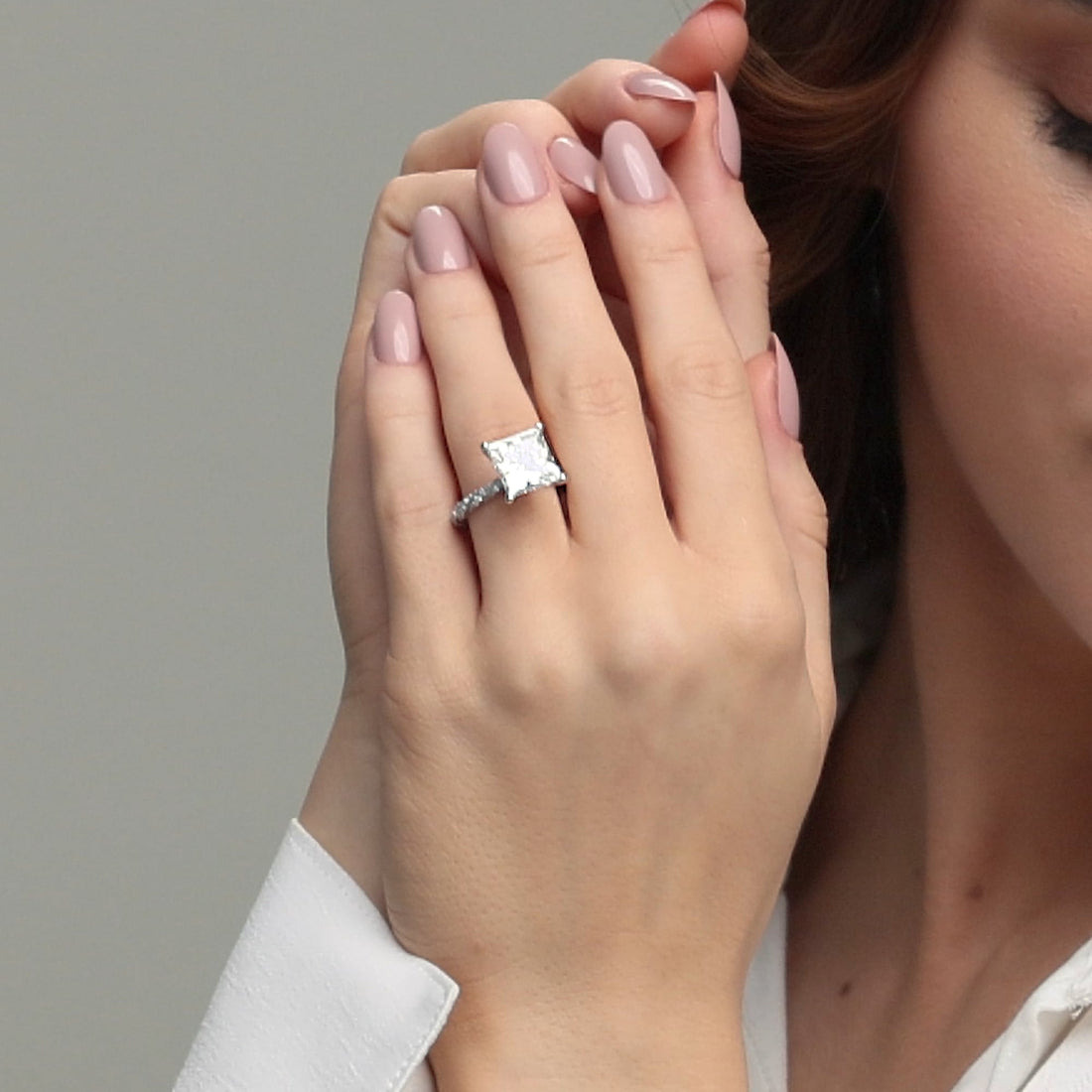 Princess Cut Diamond Twisted Pavé Engagement Ring