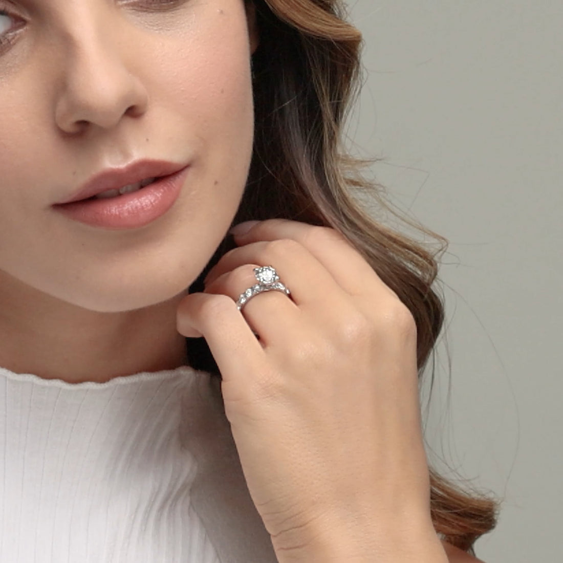 Round Cut Lab Grown Diamond Solitaire Engagement Ring