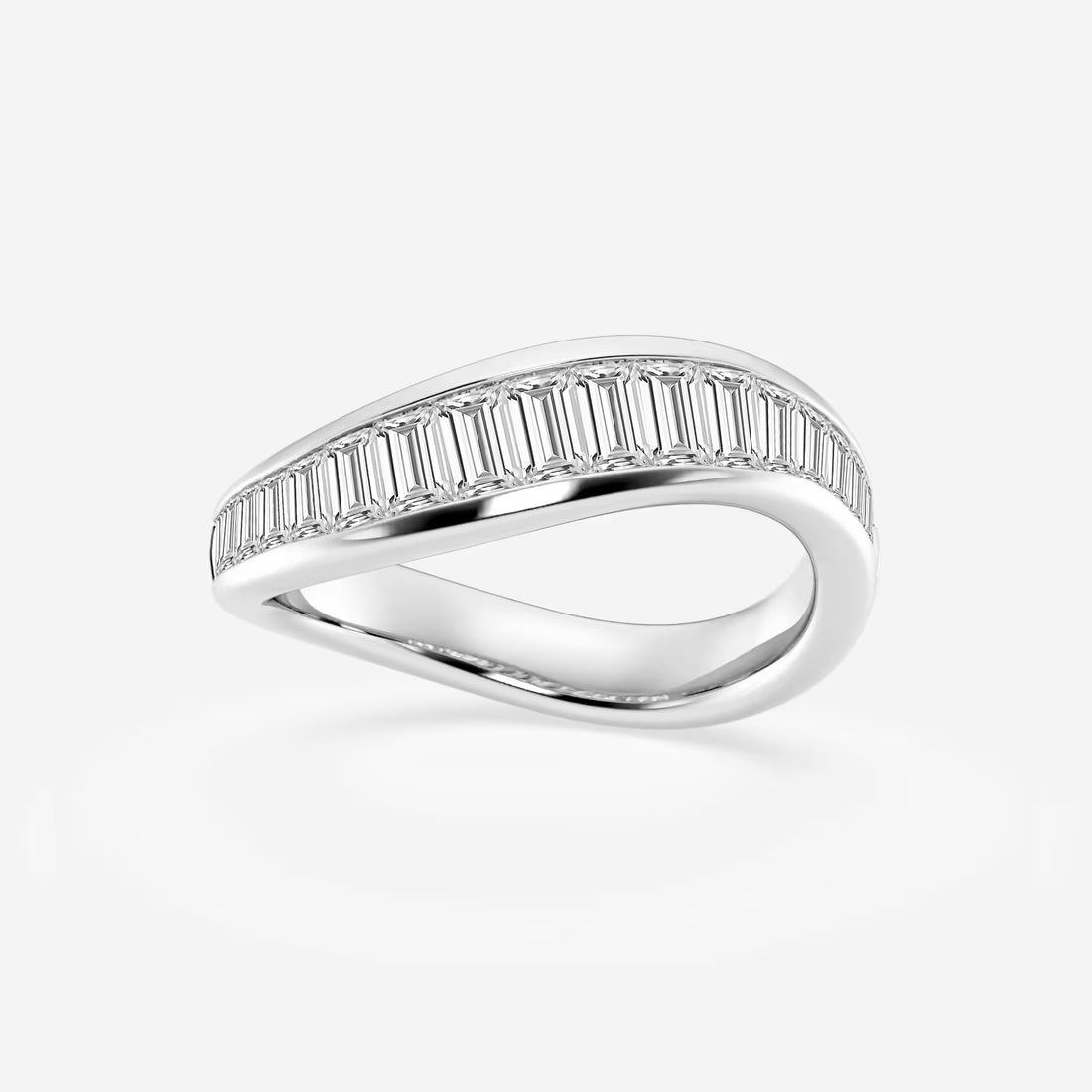 Arcélia Baguette Lab-Grown Diamond Curved Stackable Ring