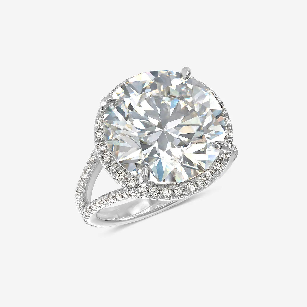 Round Cut Lab Grown Diamond Halo Engagement Ring