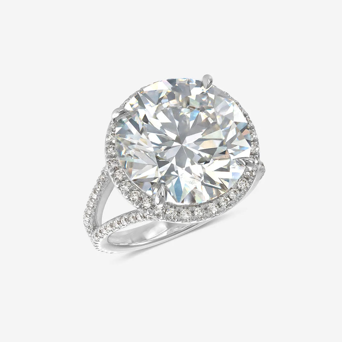 Round Cut Lab Grown Diamond Halo Engagement Ring