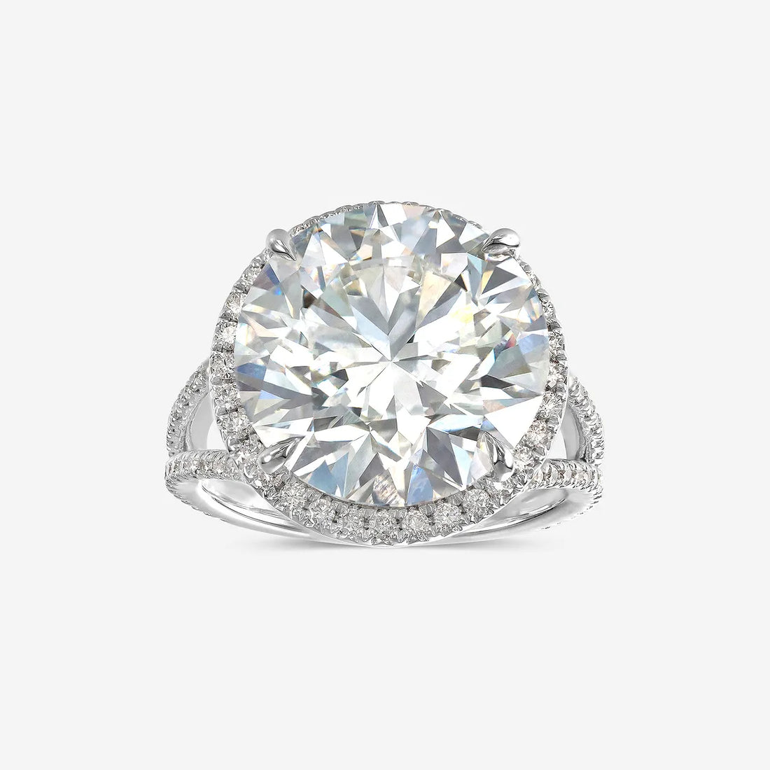 Round Cut Lab Grown Diamond Halo Engagement Ring