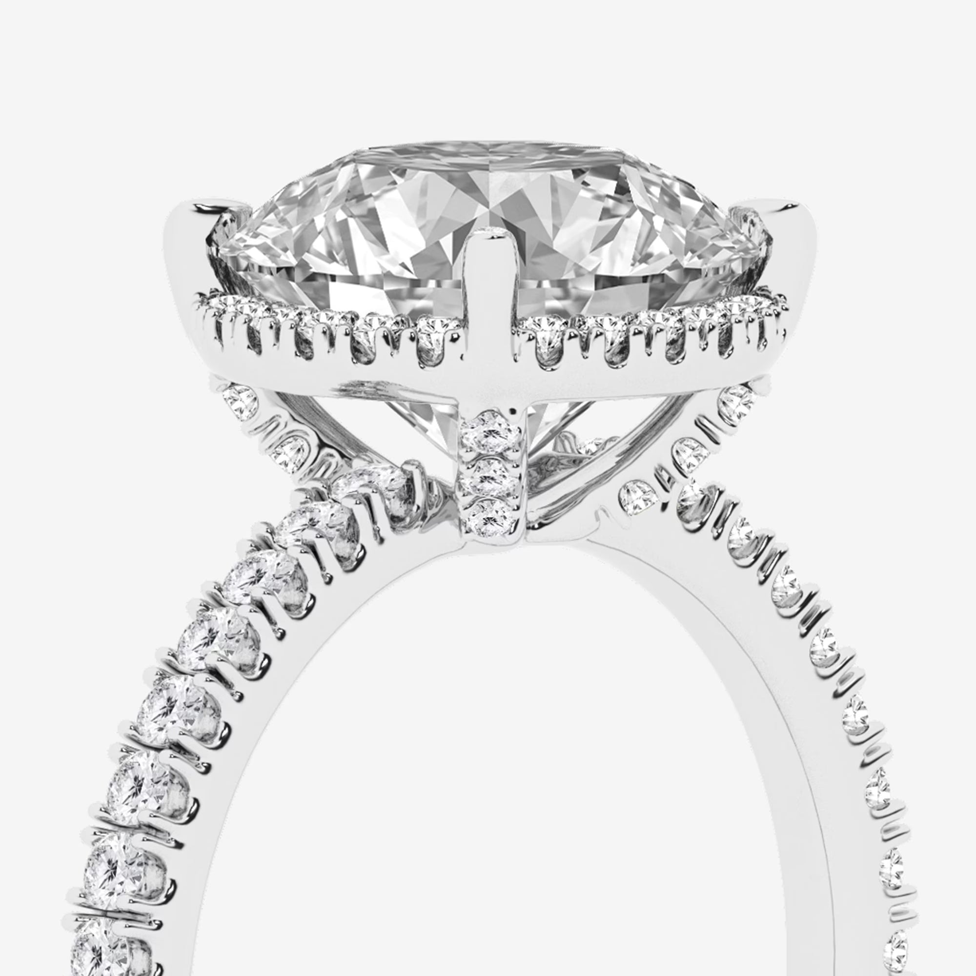 Round Brilliant Lab Diamond Engagement Ring (Grand Suan Setting)