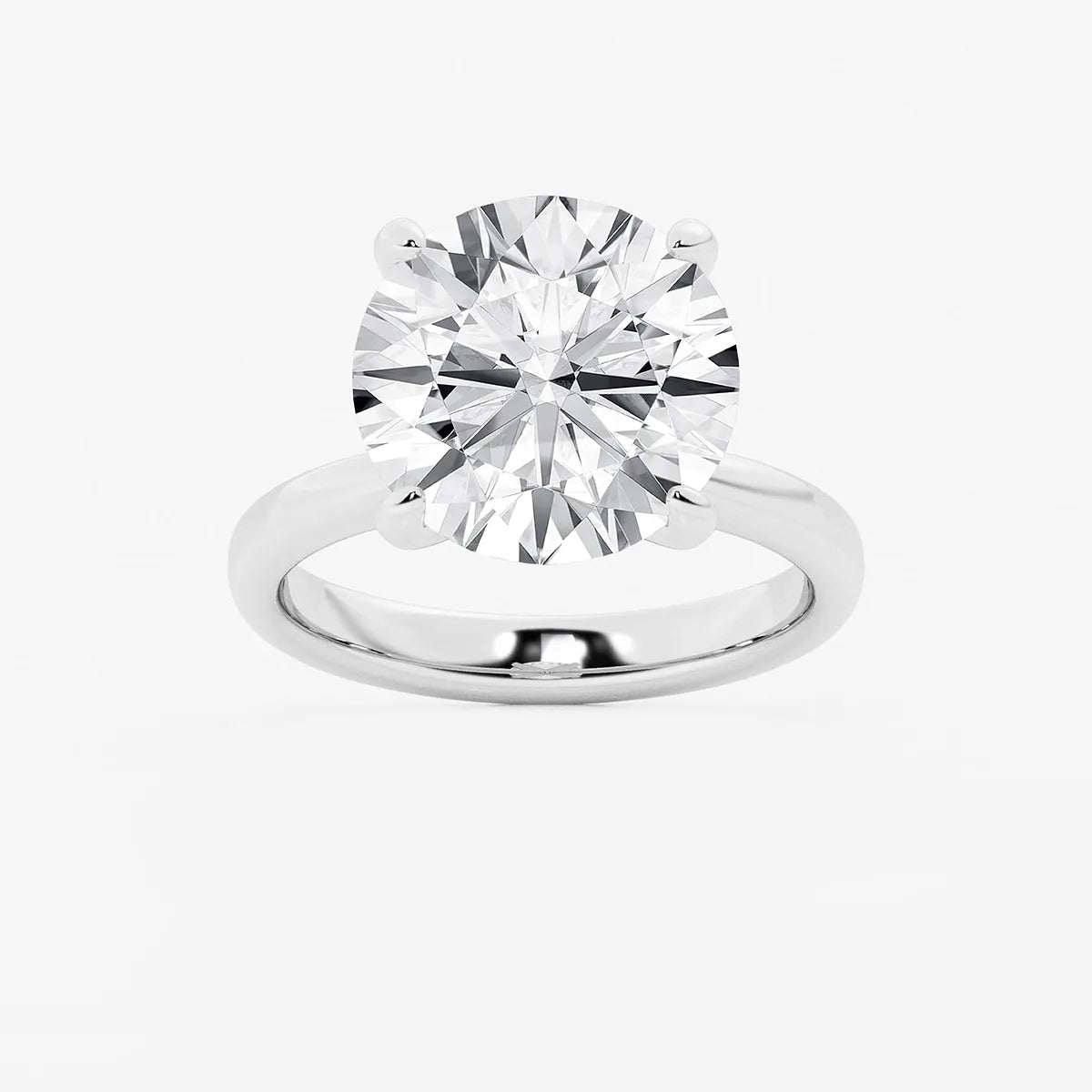 Classic Knife-Edge Solitaire Engagement Ring in White Gold with Round Brilliant Center Stone