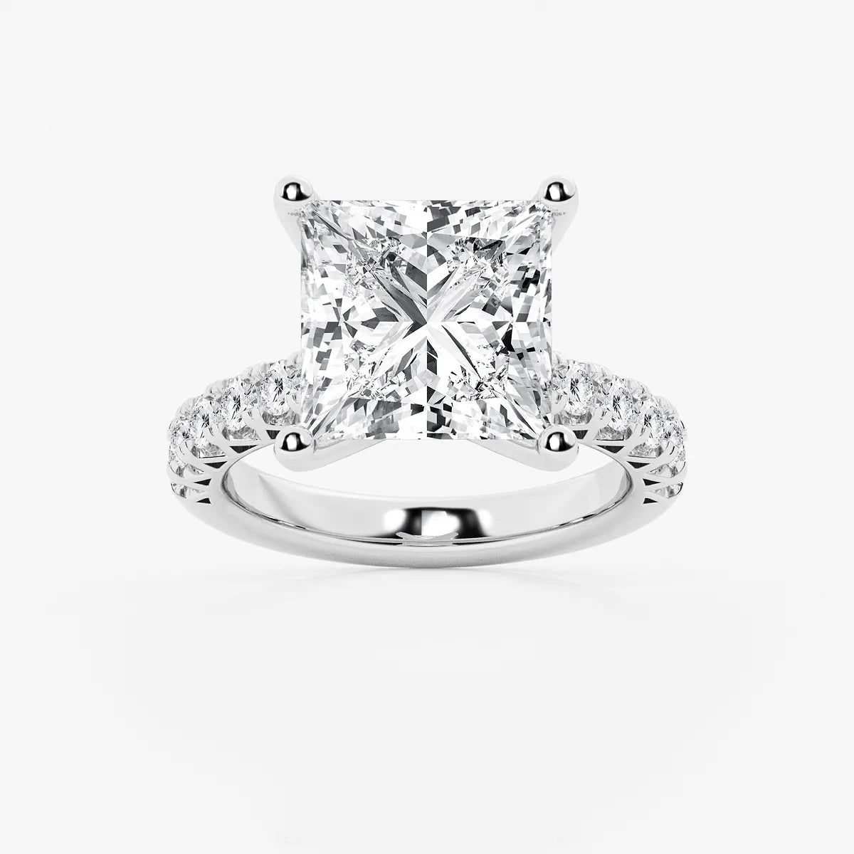 Princess Cut Engagement Ring with Vintage-Inspired Scalloped Band