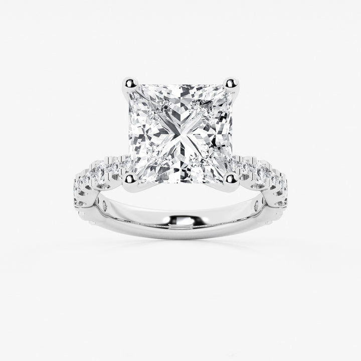 Princess Cut Lab Diamond Engagement Ring | Graduated Pavé Band