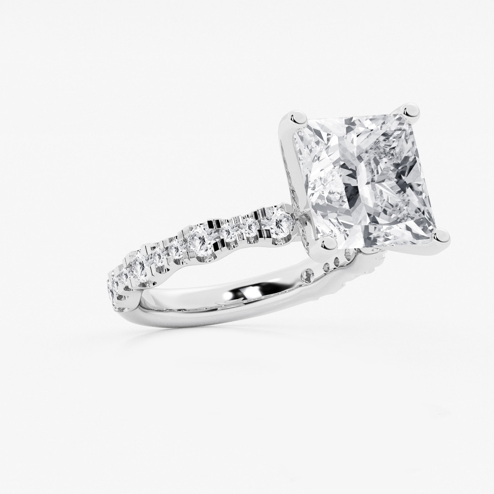 Princess Cut Lab Diamond Engagement Ring | Graduated Pavé Band