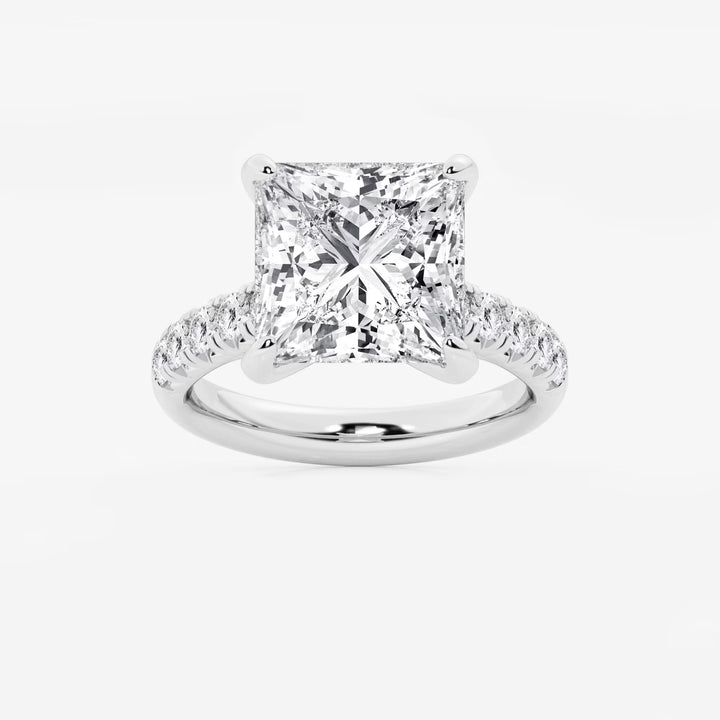 Princess Cut Engagement Ring with Scalloped Pavé Band