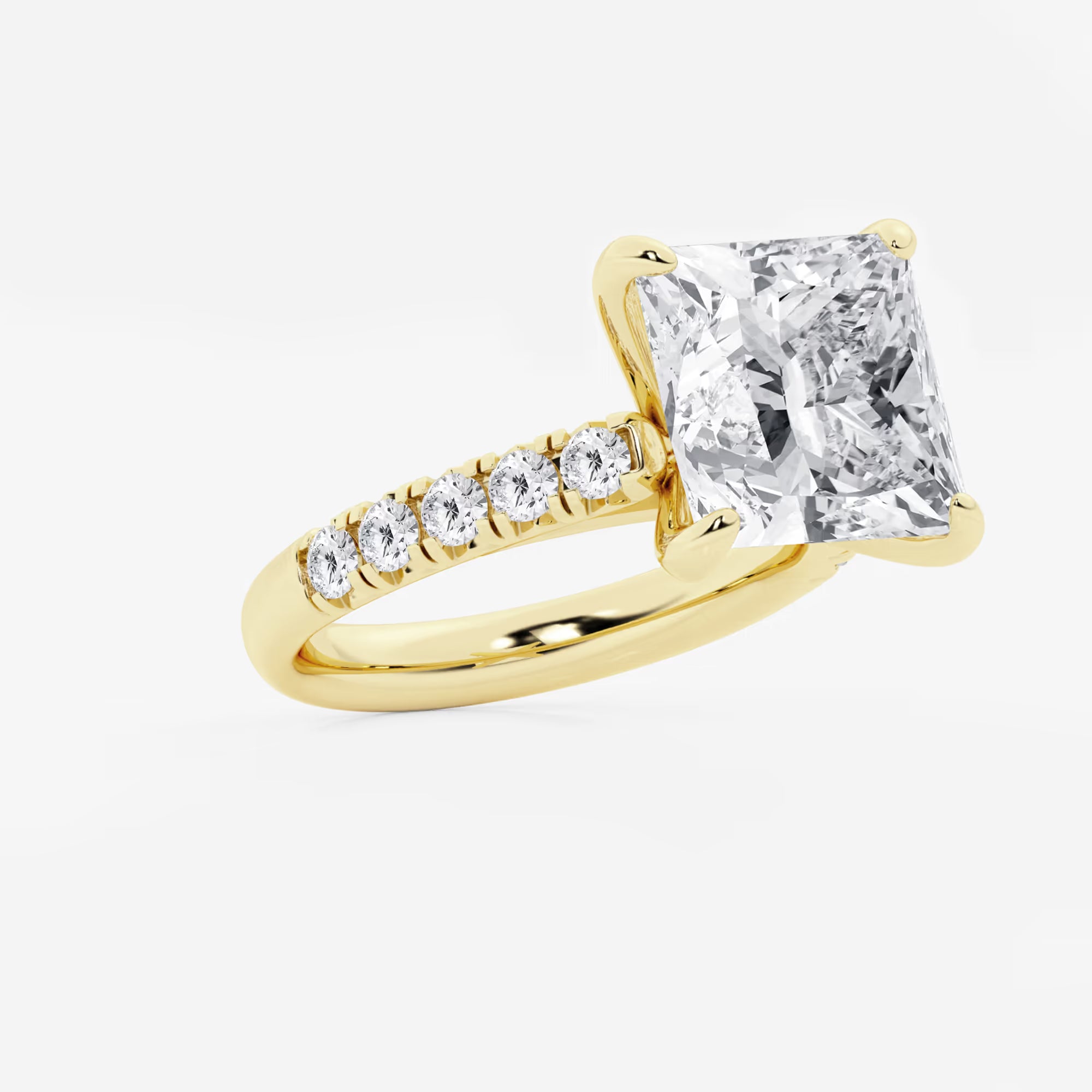 Princess Cut Engagement Ring with Scalloped Pavé Band